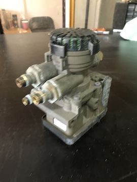 Knorr-Bremse 21114974 Volvo FH FM truck - Bromsventil för Lastbil: bild 2 Knorr-Bremse 21114974 Volvo FH FM truck - Bromsventil för Lastbil: bild 2