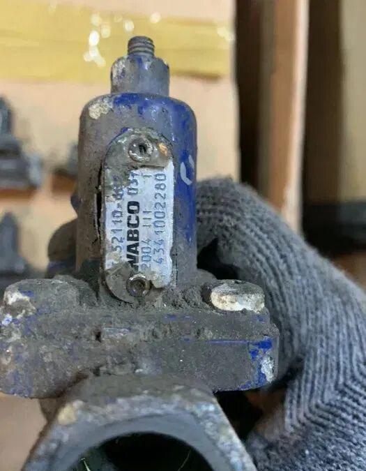 MAN TGA 4341002280 MAN truck - Bromsventil för Lastbil: bild 2 MAN TGA 4341002280 MAN truck - Bromsventil för Lastbil: bild 2