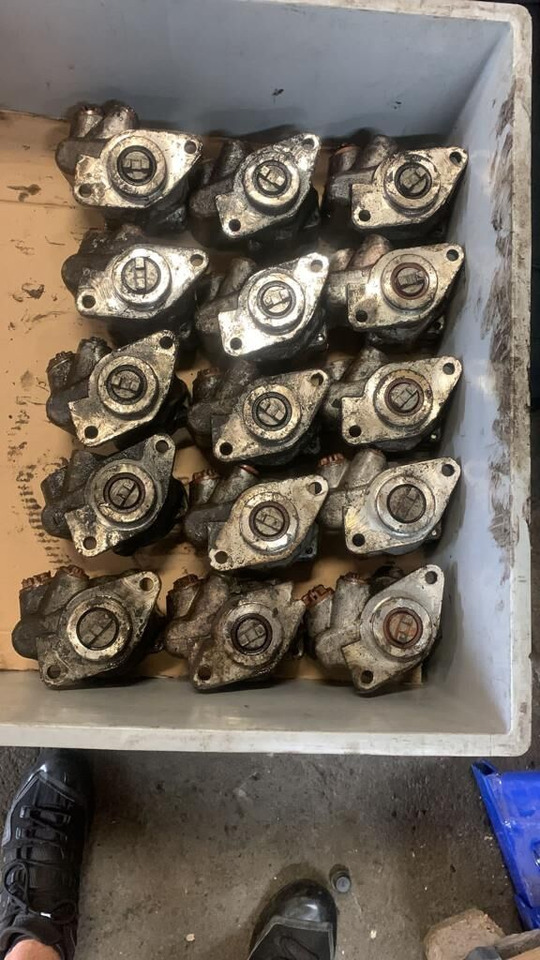 MAN ZF TGA MAN truck - Styrpump för Lastbil: bild 1 MAN ZF TGA MAN truck - Styrpump för Lastbil: bild 1