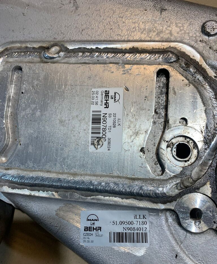 Mahle Original Chłodnica Powietrza Doładowań INTERCOOLER MAN TGL / TGM EURO 6 51.09500-7180 truck - Kondensor för Lastbil: bild 3 Mahle Original Chłodnica Powietrza Doładowań INTERCOOLER MAN TGL / TGM EURO 6 51.09500-7180 truck - Kondensor för Lastbil: bild 3