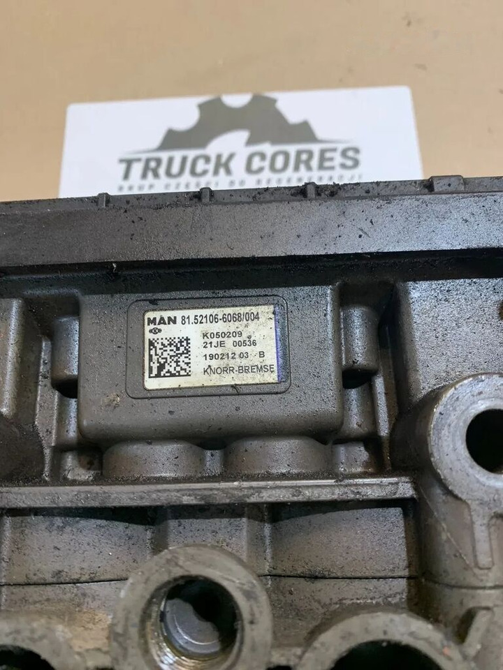 Modulator Podwójny EBS K050209 E6 KNORR BREMSE MAN TGX, TGL, TGM K050209 - Bromsventil för Lastbil: bild 2 Modulator Podwójny EBS K050209 E6 KNORR BREMSE MAN TGX, TGL, TGM K050209 - Bromsventil för Lastbil: bild 2