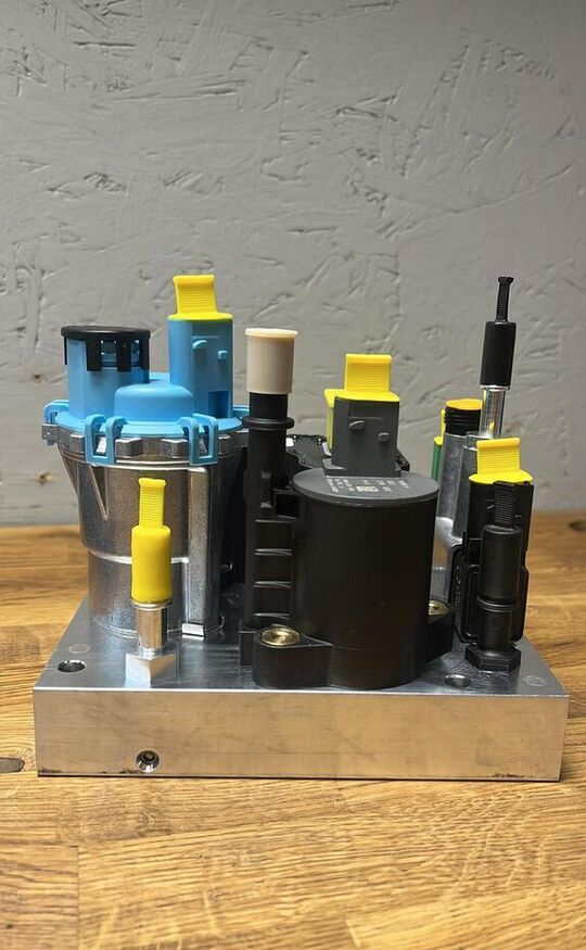 NOWA 85022215 VOLVO FH4 EURO6 24 V S2245340967 85022215 - Avgassystem för Lastbil: bild 1 NOWA 85022215 VOLVO FH4 EURO6 24 V S2245340967 85022215 - Avgassystem för Lastbil: bild 1