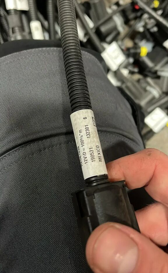 Nowy Przewód Do Komputera Sterownika Silnika BOSCH , MANITOU MLT 5463119100 - Kablar/ Ledningar för Lastbil: bild 2 Nowy Przewód Do Komputera Sterownika Silnika BOSCH , MANITOU MLT 5463119100 - Kablar/ Ledningar för Lastbil: bild 2