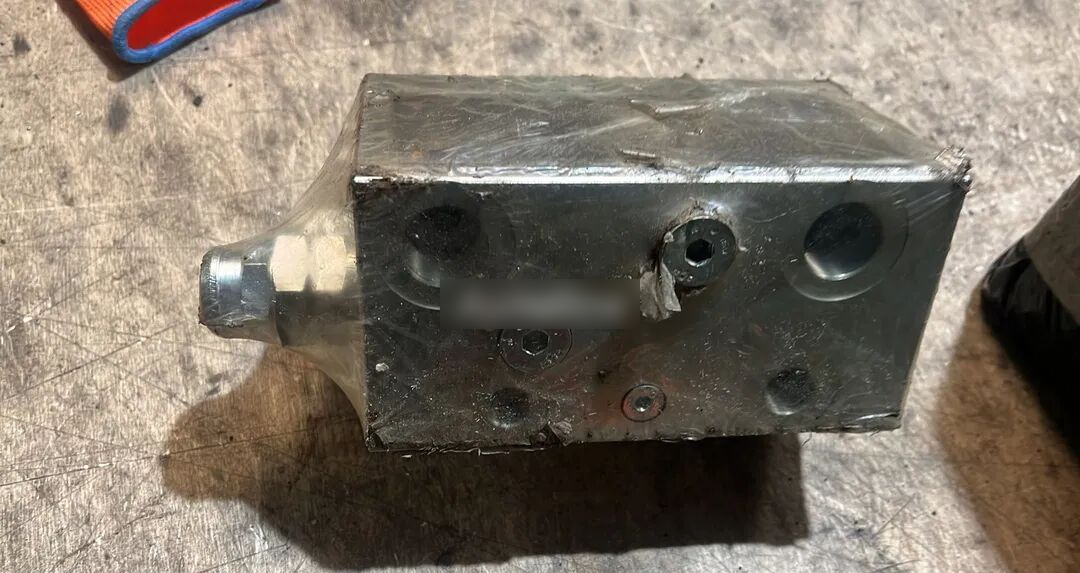 Rexroth Flow Divider R930062425 - Bromsventil för Lastbil: bild 3 Rexroth Flow Divider R930062425 - Bromsventil för Lastbil: bild 3