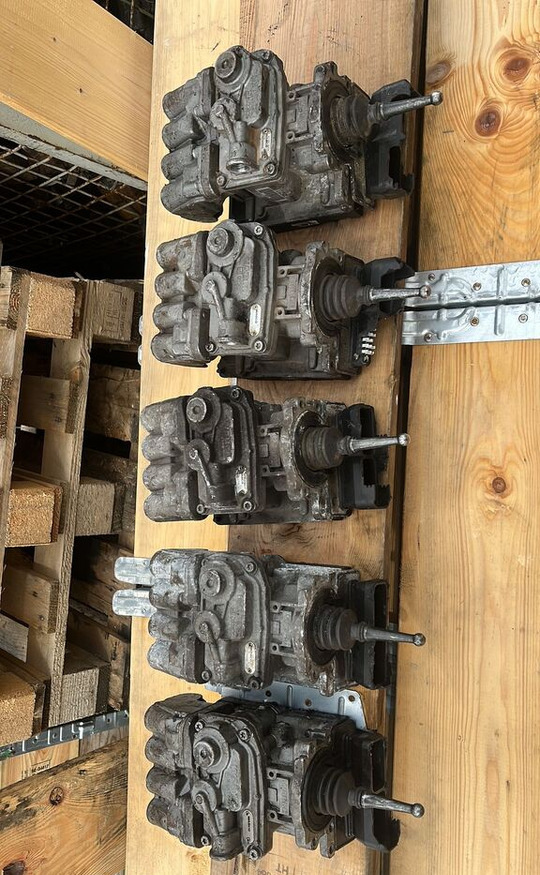 WABCO 4800200020   MAN TGL TGM truck - Bromsventil för Lastbil: bild 1 WABCO 4800200020   MAN TGL TGM truck - Bromsventil för Lastbil: bild 1