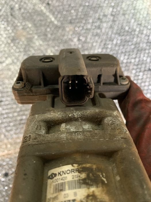 Zawór hamulcowy Oryginał Hurt K001428 Renault Magnum 440 DXI - Ventil för Lastbil: bild 4 Zawór hamulcowy Oryginał Hurt K001428 Renault Magnum 440 DXI - Ventil för Lastbil: bild 4