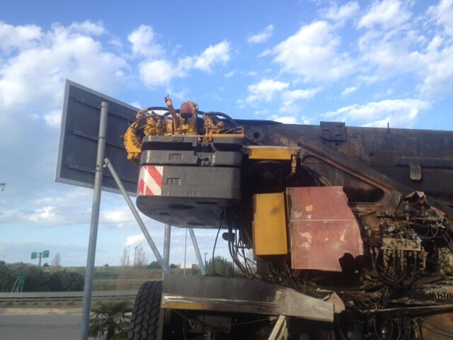 Grove GMK 4075 for parts - Mobilkran: bild 2 Grove GMK 4075 for parts - Mobilkran: bild 2