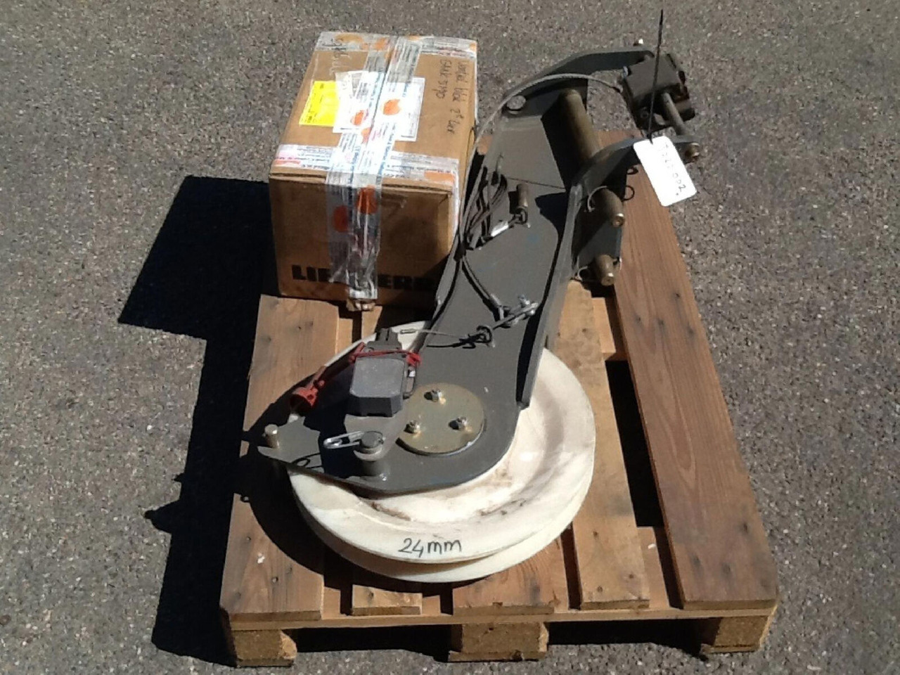 Grove GMK 5170 runner - Bom för Mobilkran: bild 1 Grove GMK 5170 runner - Bom för Mobilkran: bild 1