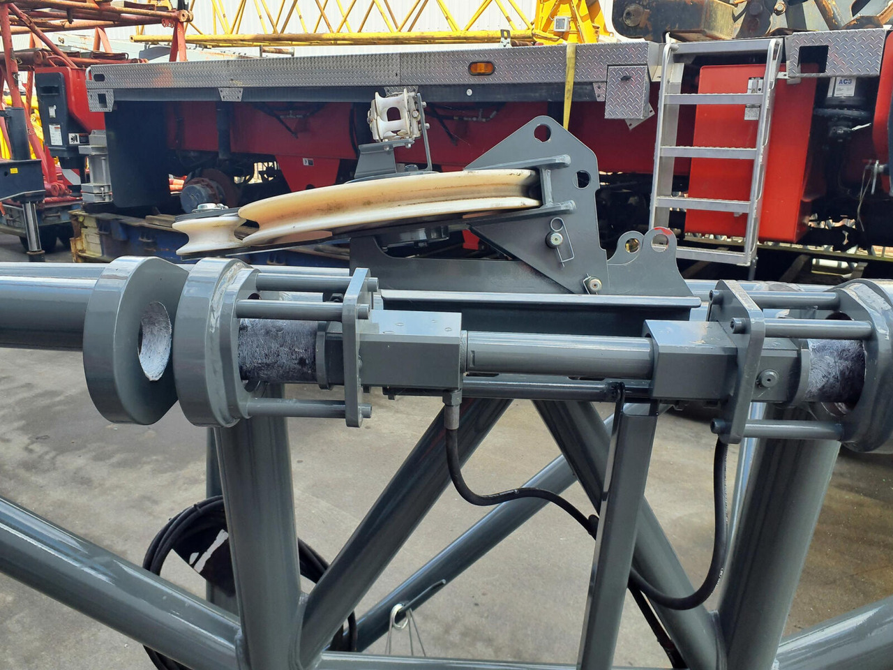 Grove GMK 6400 adapter heavy duty jib - Bom för Mobilkran: bild 5 Grove GMK 6400 adapter heavy duty jib - Bom för Mobilkran: bild 5