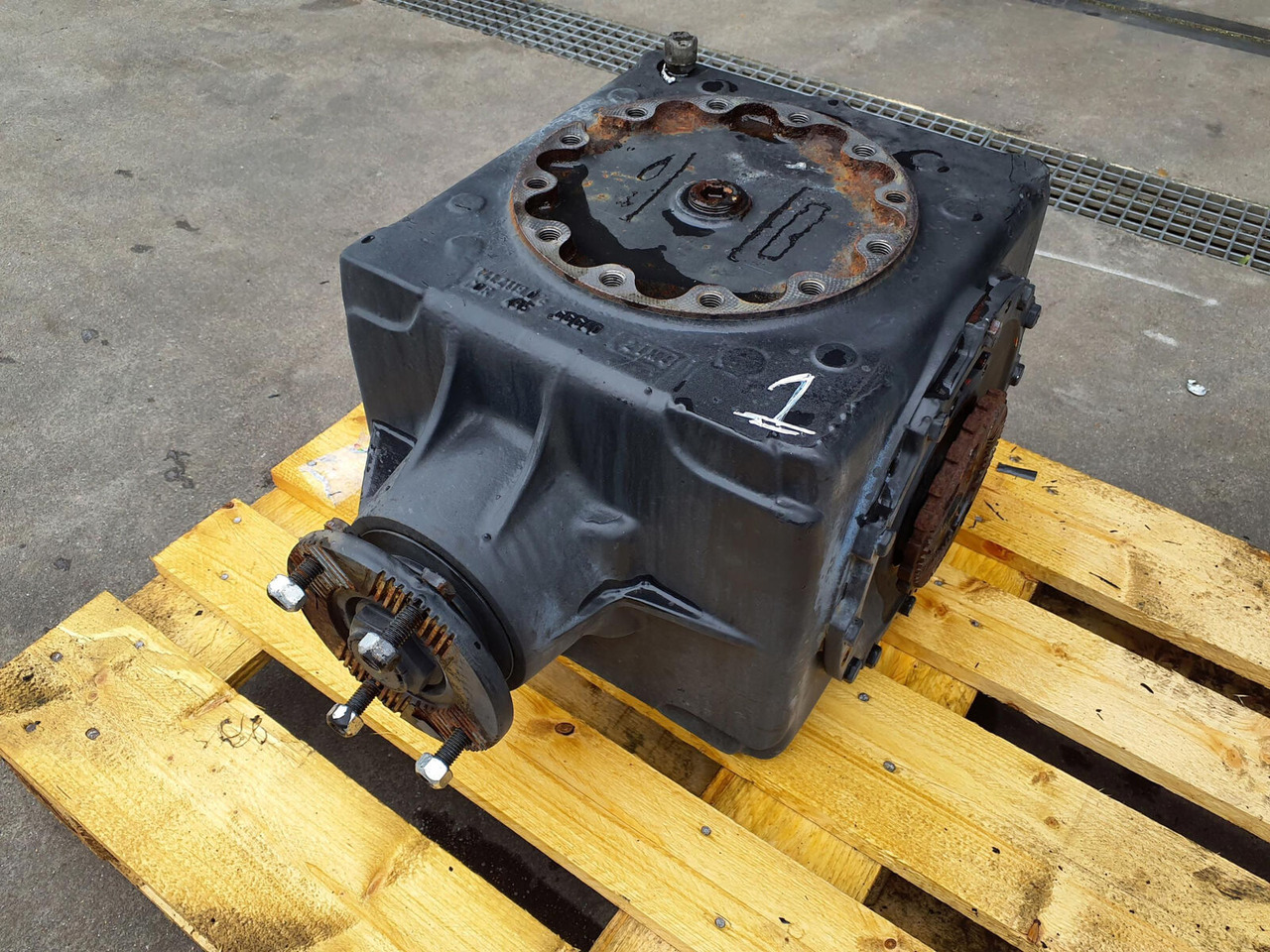 Grove GMK 6400 diff box axle 1 - Differential för Mobilkran: bild 3 Grove GMK 6400 diff box axle 1 - Differential för Mobilkran: bild 3