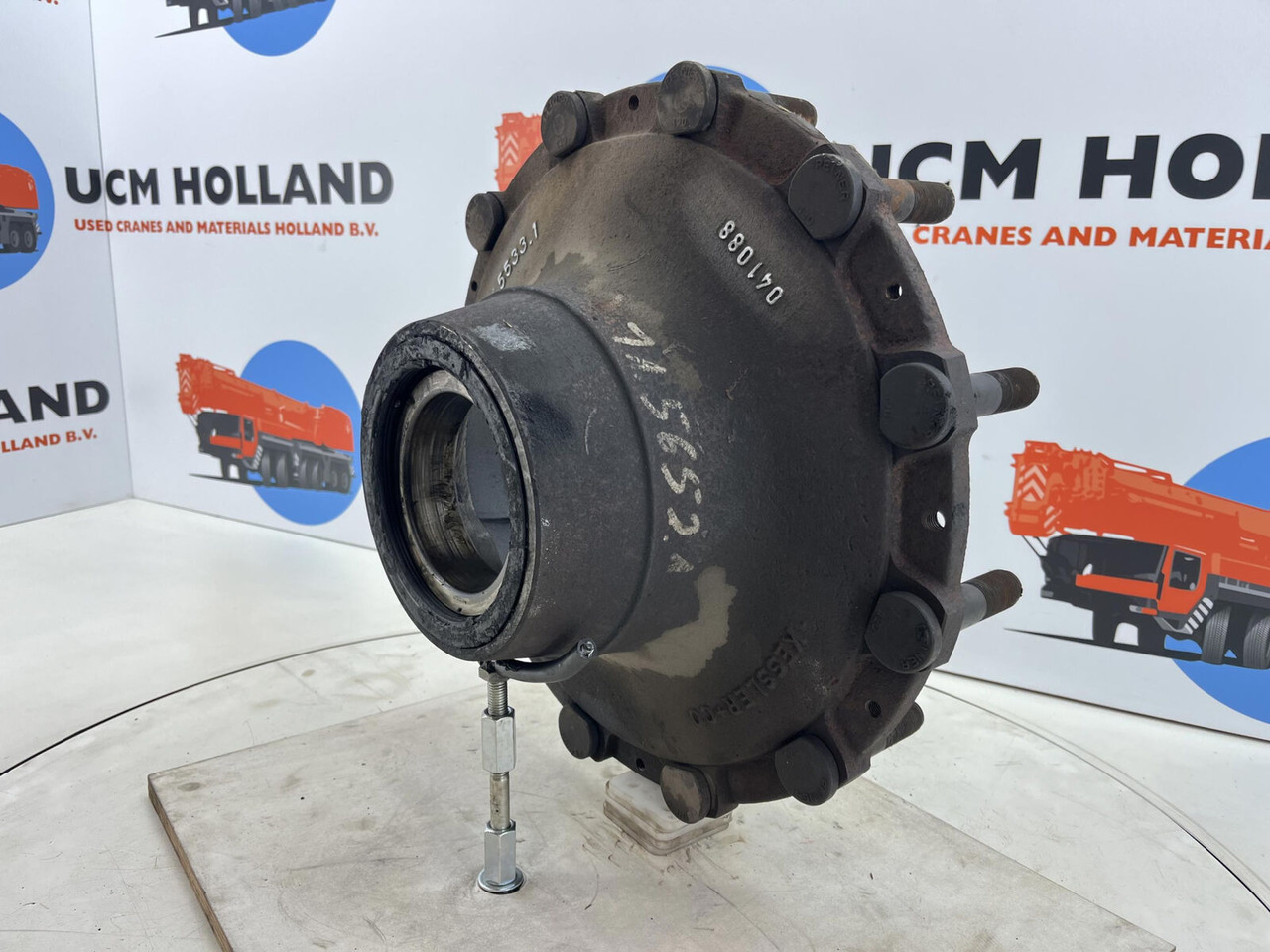 Grove GMK Megatrak wheel hub - Hub för Lyftkran: bild 4 Grove GMK Megatrak wheel hub - Hub för Lyftkran: bild 4