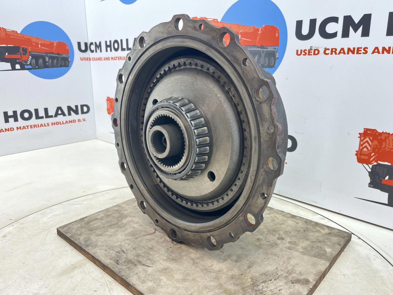 Grove GMK planetary gear 12-23-60-34-3pl-H135-46 - Slutdrev för Mobilkran: bild 3 Grove GMK planetary gear 12-23-60-34-3pl-H135-46 - Slutdrev för Mobilkran: bild 3