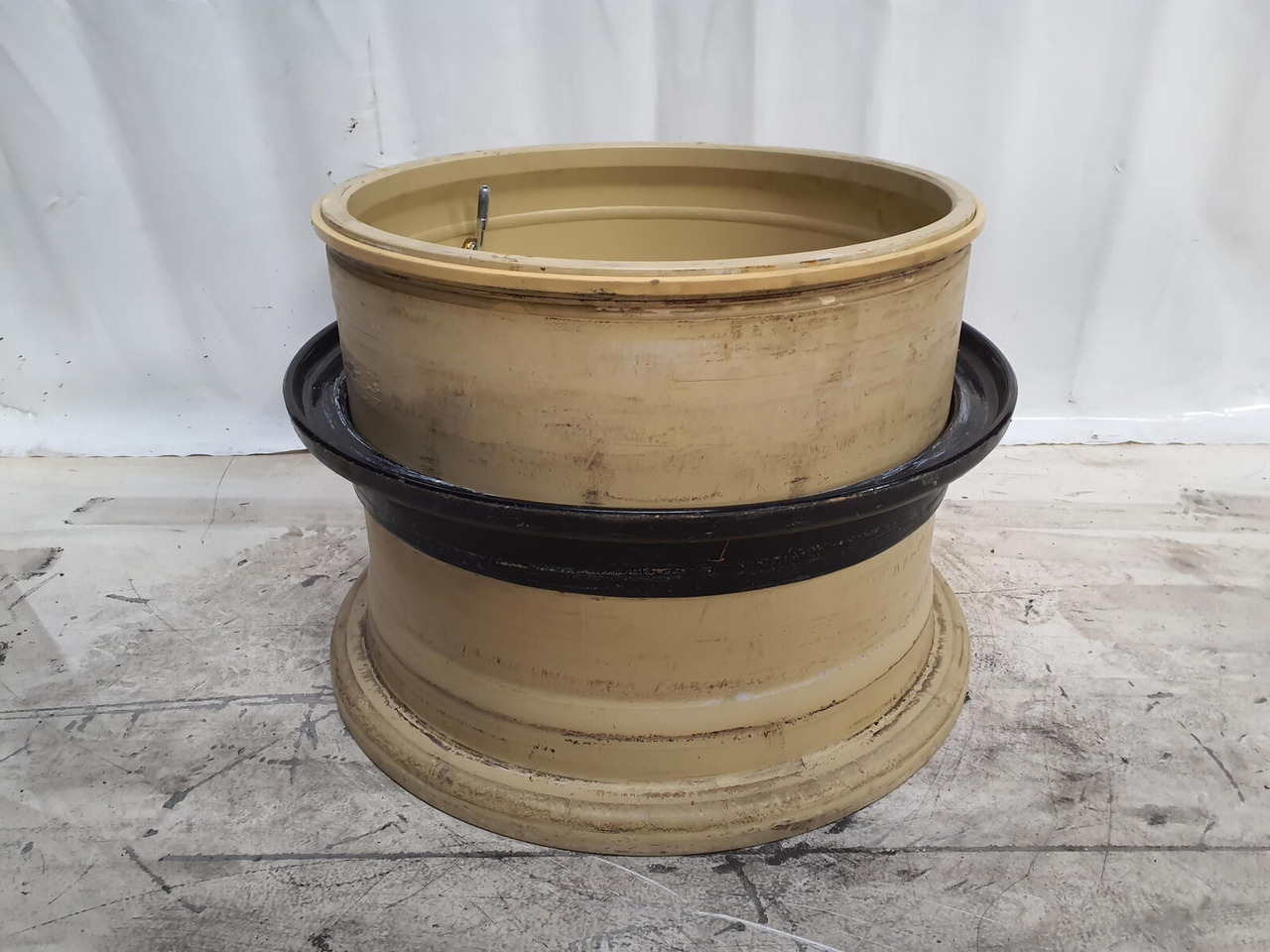 Grove Rim 525/80R25 12 20.5 3p - Fälg för Lyftkran: bild 3 Grove Rim 525/80R25 12 20.5 3p - Fälg för Lyftkran: bild 3