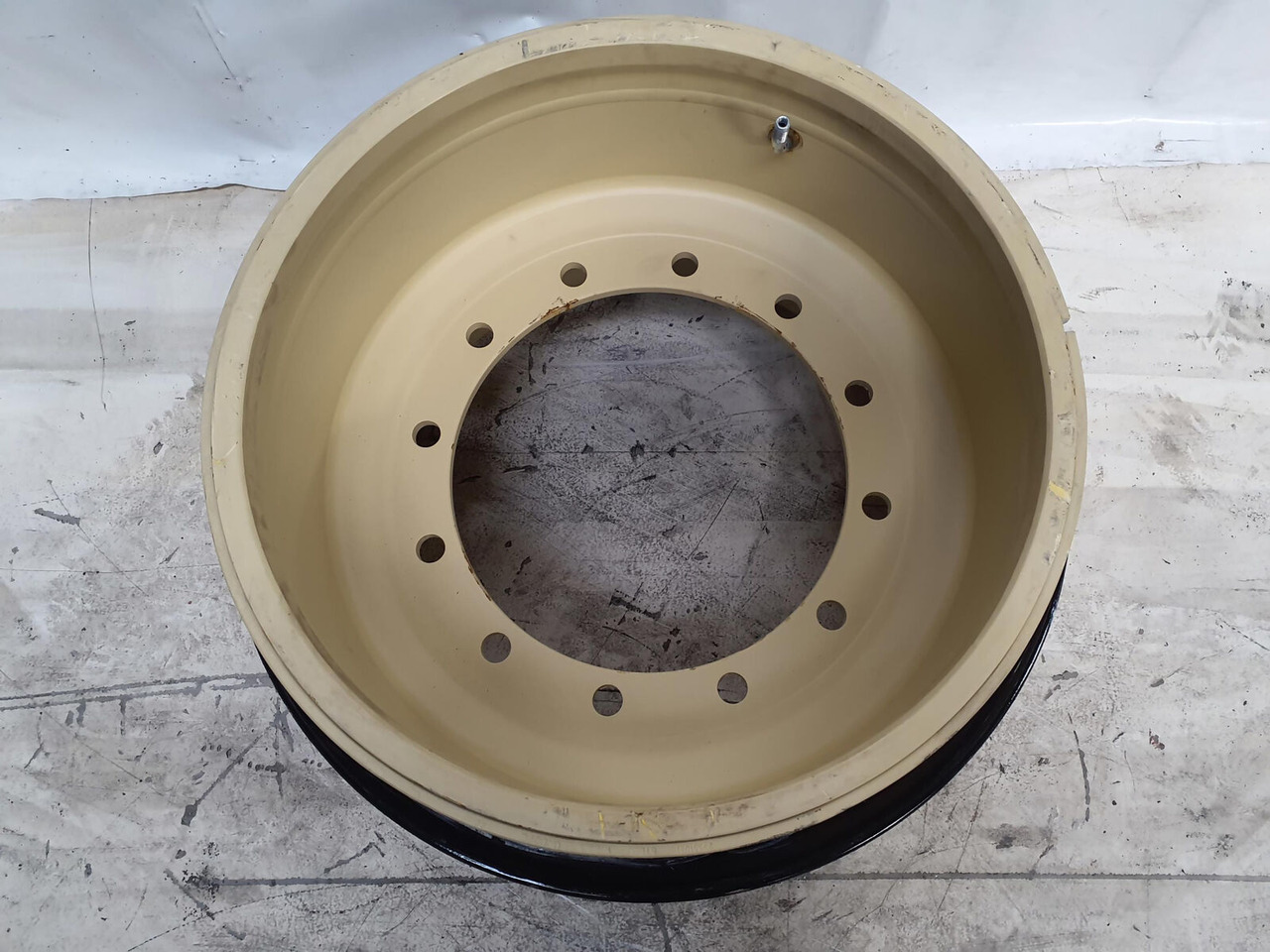 Grove Rim 525/80R25 12 20.5 3p - Fälg för Lyftkran: bild 2 Grove Rim 525/80R25 12 20.5 3p - Fälg för Lyftkran: bild 2