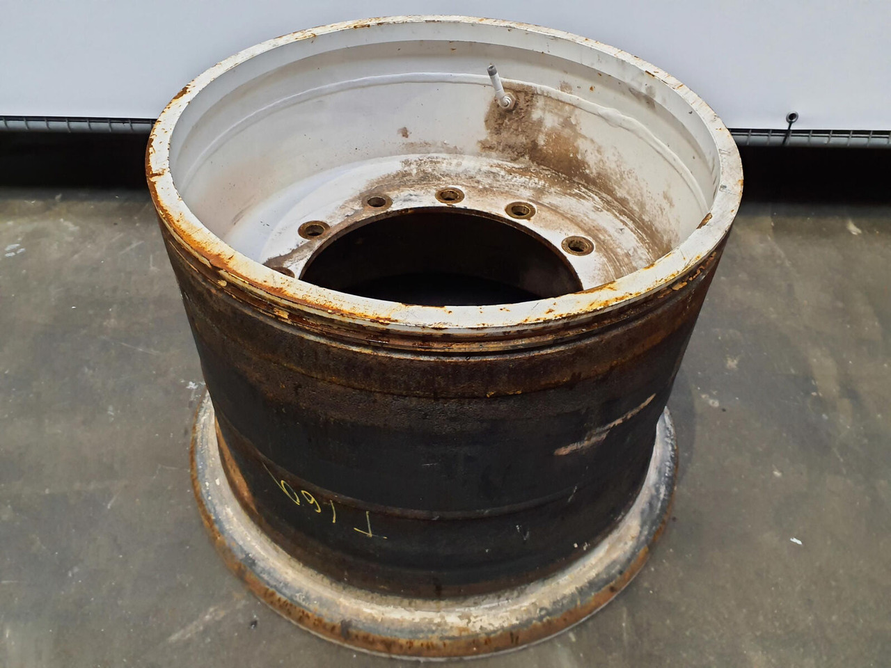 Grove Rim 525/80R25 12 23 3p - Fälg för Lyftkran: bild 1 Grove Rim 525/80R25 12 23 3p - Fälg för Lyftkran: bild 1