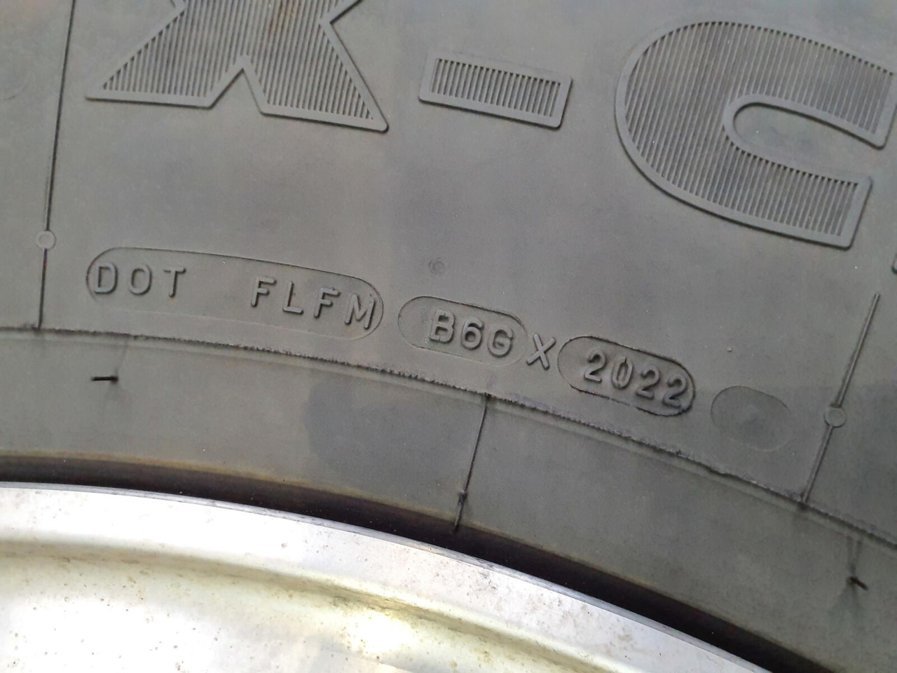 Grove Wheel 445/95R25 12 9 2p alu - Komplett hjul för Lyftkran: bild 4 Grove Wheel 445/95R25 12 9 2p alu - Komplett hjul för Lyftkran: bild 4