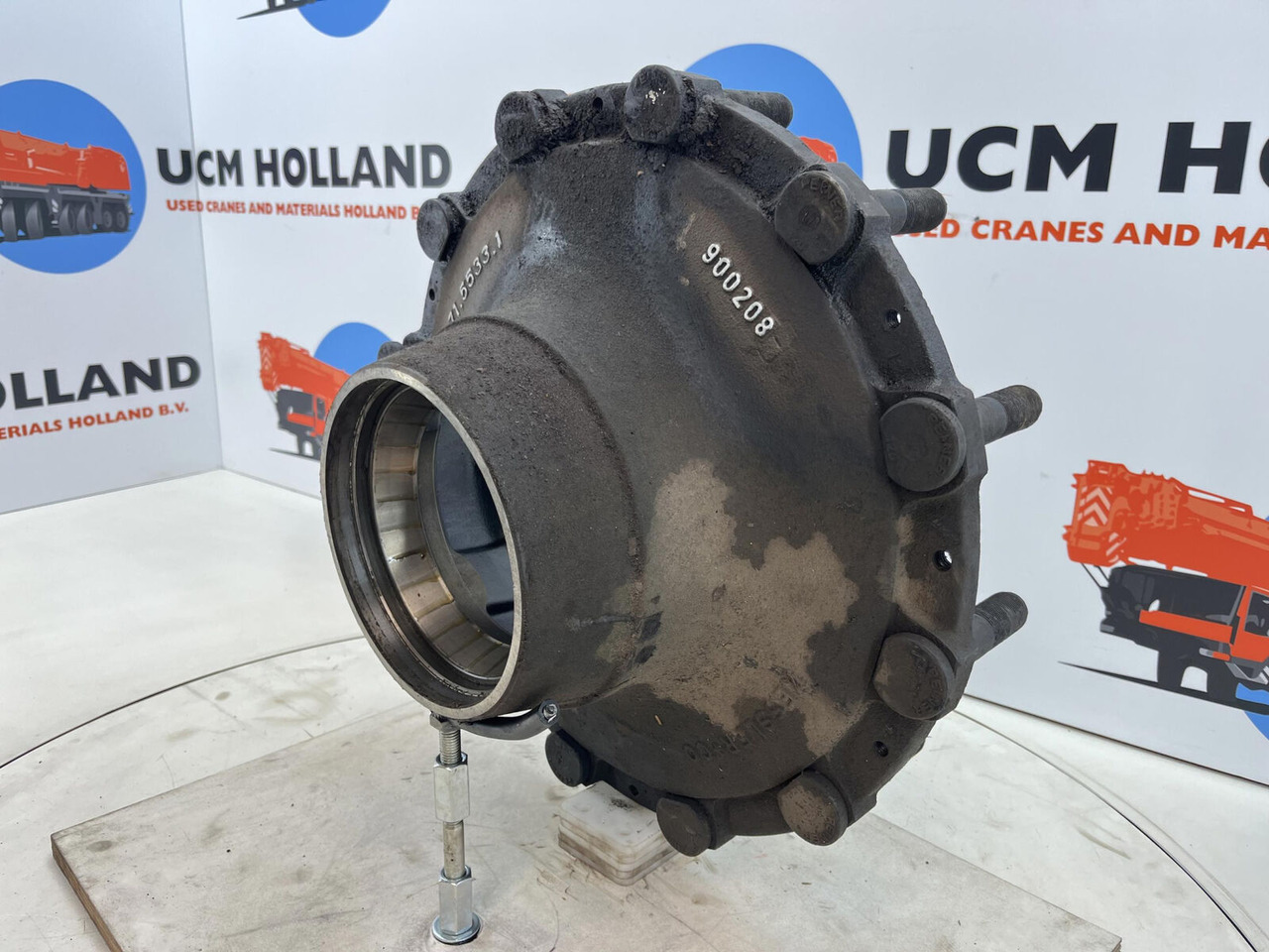 Krupp KMK 3045 Megatrak wheel hub - Hub för Lyftkran: bild 4 Krupp KMK 3045 Megatrak wheel hub - Hub för Lyftkran: bild 4