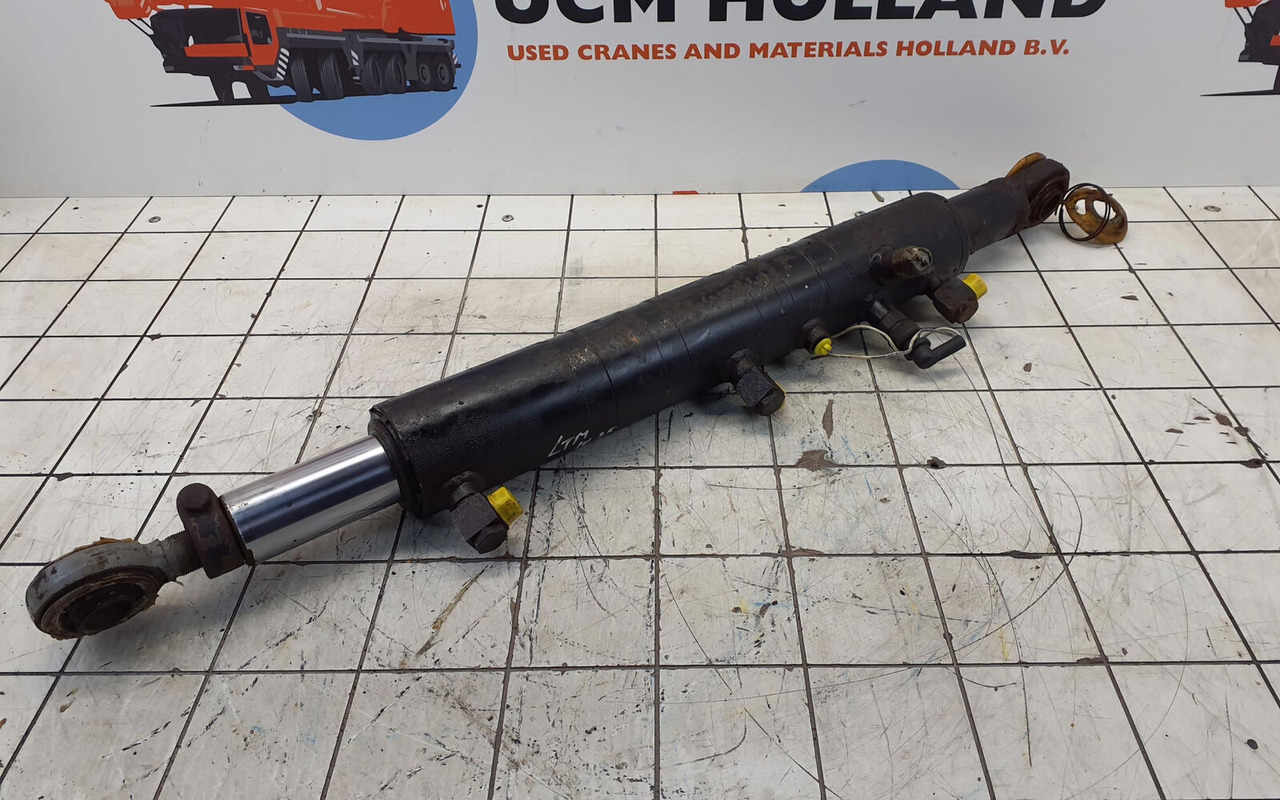Liebherr LTM 1025 & LTM 1035 steering locking cylinder - Hydraulcylinder för Mobilkran: bild 1 Liebherr LTM 1025 & LTM 1035 steering locking cylinder - Hydraulcylinder för Mobilkran: bild 1