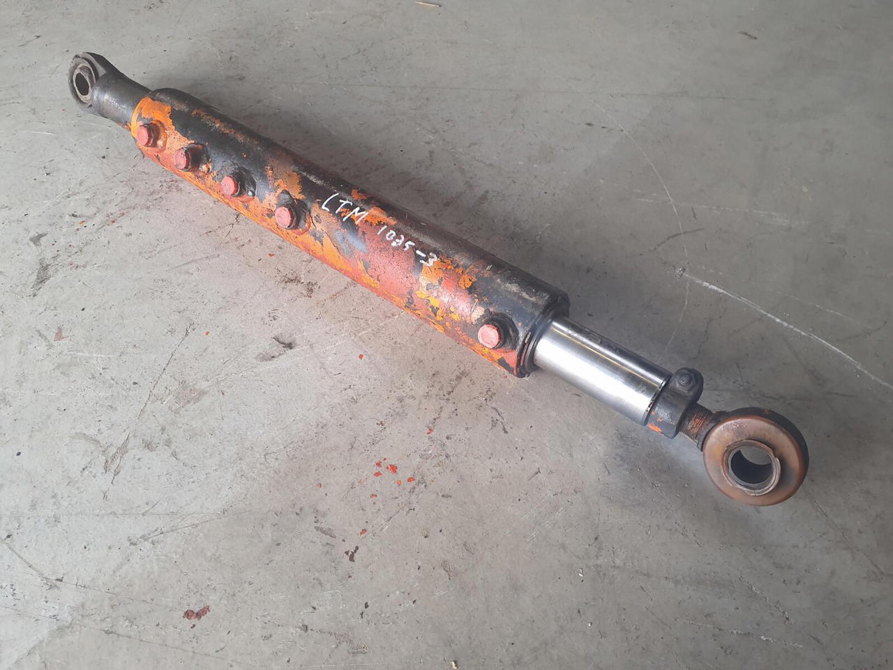 Liebherr LTM 1035 LTM 1025 steering locking cylinder - Hydraulcylinder för Mobilkran: bild 3 Liebherr LTM 1035 LTM 1025 steering locking cylinder - Hydraulcylinder för Mobilkran: bild 3