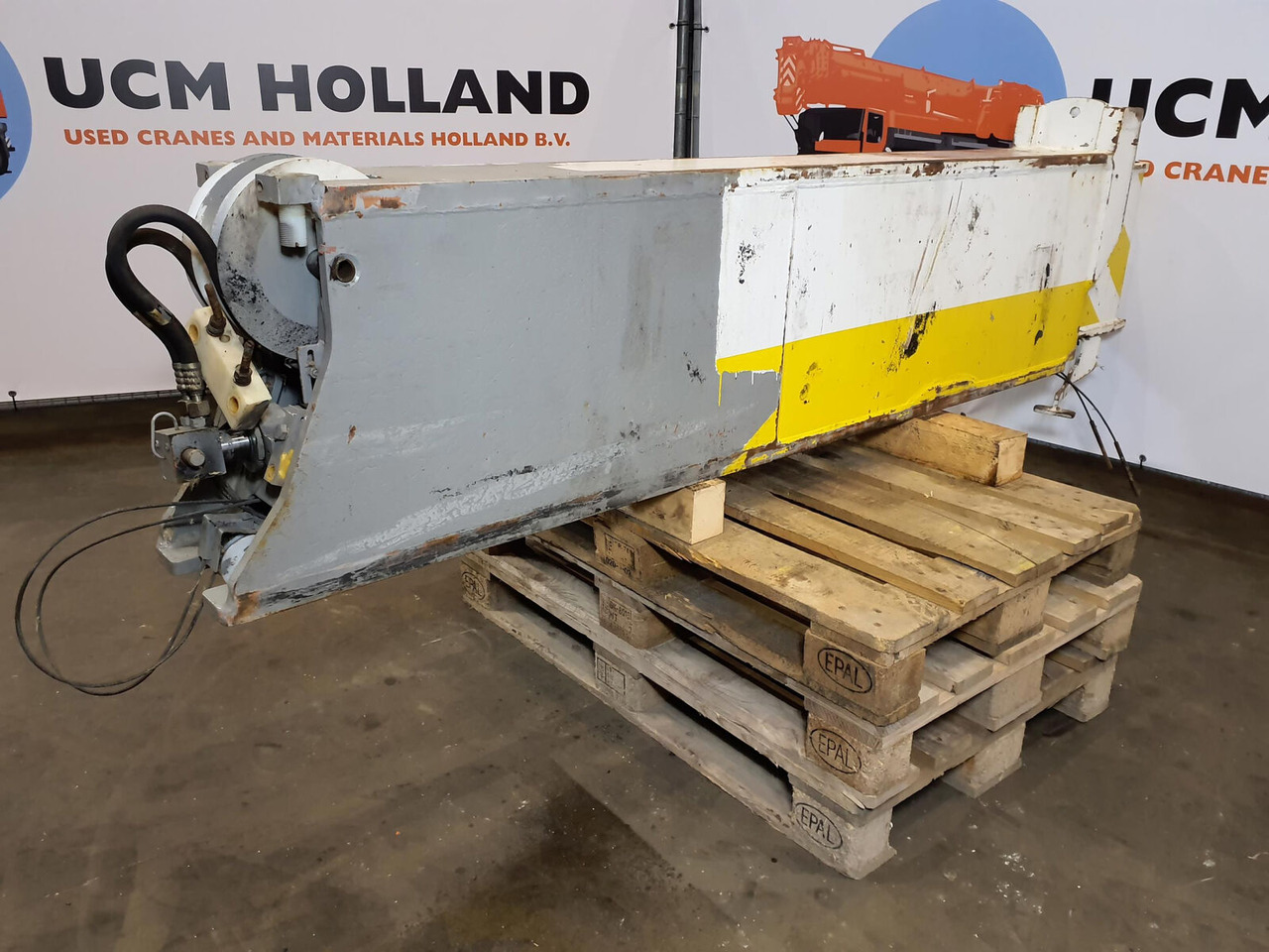 Liebherr LTM 1090-2 outrigger beam rear - Fjädring för Lyftkran: bild 4 Liebherr LTM 1090-2 outrigger beam rear - Fjädring för Lyftkran: bild 4