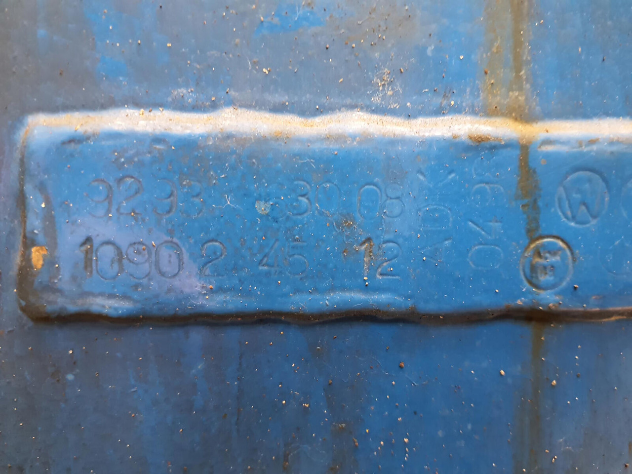 Liebherr LTM 1090-2 sliding beam with sliding cylinder - Fjädring för Mobilkran: bild 5 Liebherr LTM 1090-2 sliding beam with sliding cylinder - Fjädring för Mobilkran: bild 5