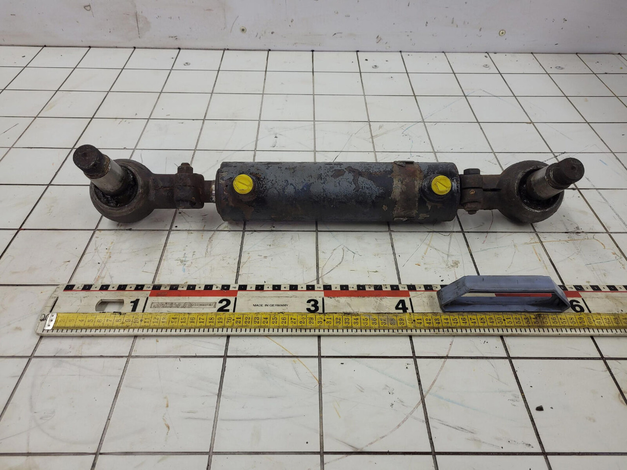 Liebherr LTM 1090 steering cylinder - Hydraulcylinder för Mobilkran: bild 2 Liebherr LTM 1090 steering cylinder - Hydraulcylinder för Mobilkran: bild 2