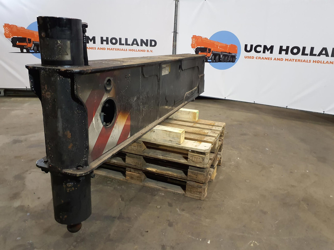 Liebherr LTM 1100-5.2 Sliding beam rear complete - Fjädring för Mobilkran: bild 2 Liebherr LTM 1100-5.2 Sliding beam rear complete - Fjädring för Mobilkran: bild 2