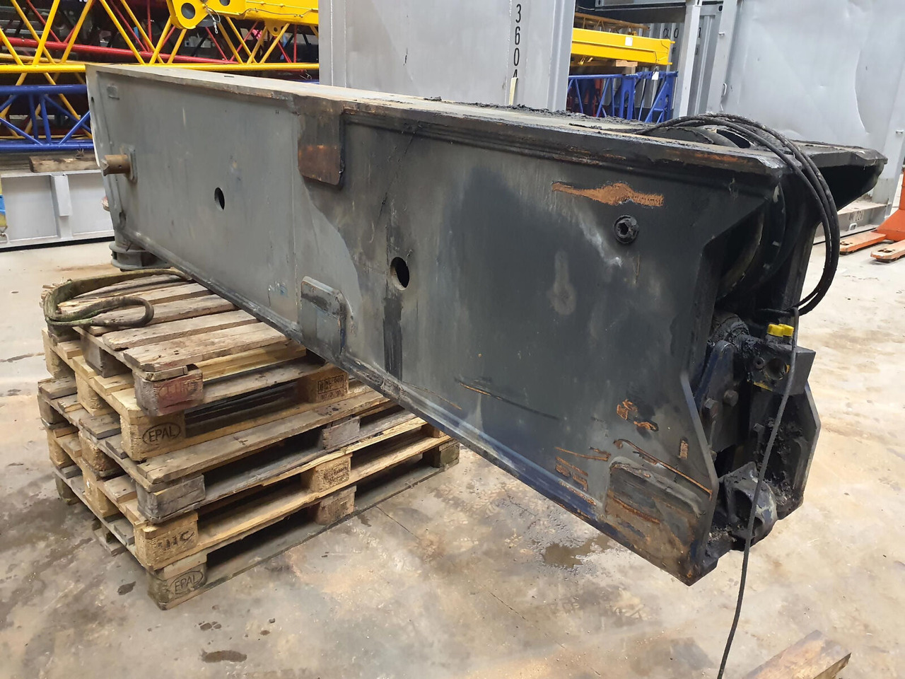 Liebherr LTM 1300 outrigger complete rear L - Fjädring för Mobilkran: bild 3 Liebherr LTM 1300 outrigger complete rear L - Fjädring för Mobilkran: bild 3