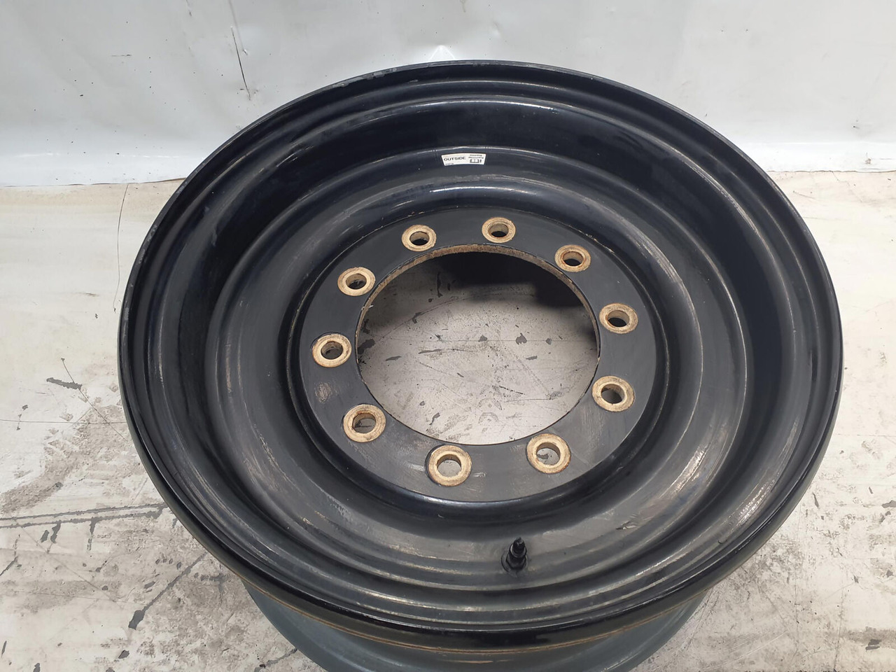 Liebherr Rim 445/95R25 10 12 1p - Fälg för Lyftkran: bild 2 Liebherr Rim 445/95R25 10 12 1p - Fälg för Lyftkran: bild 2