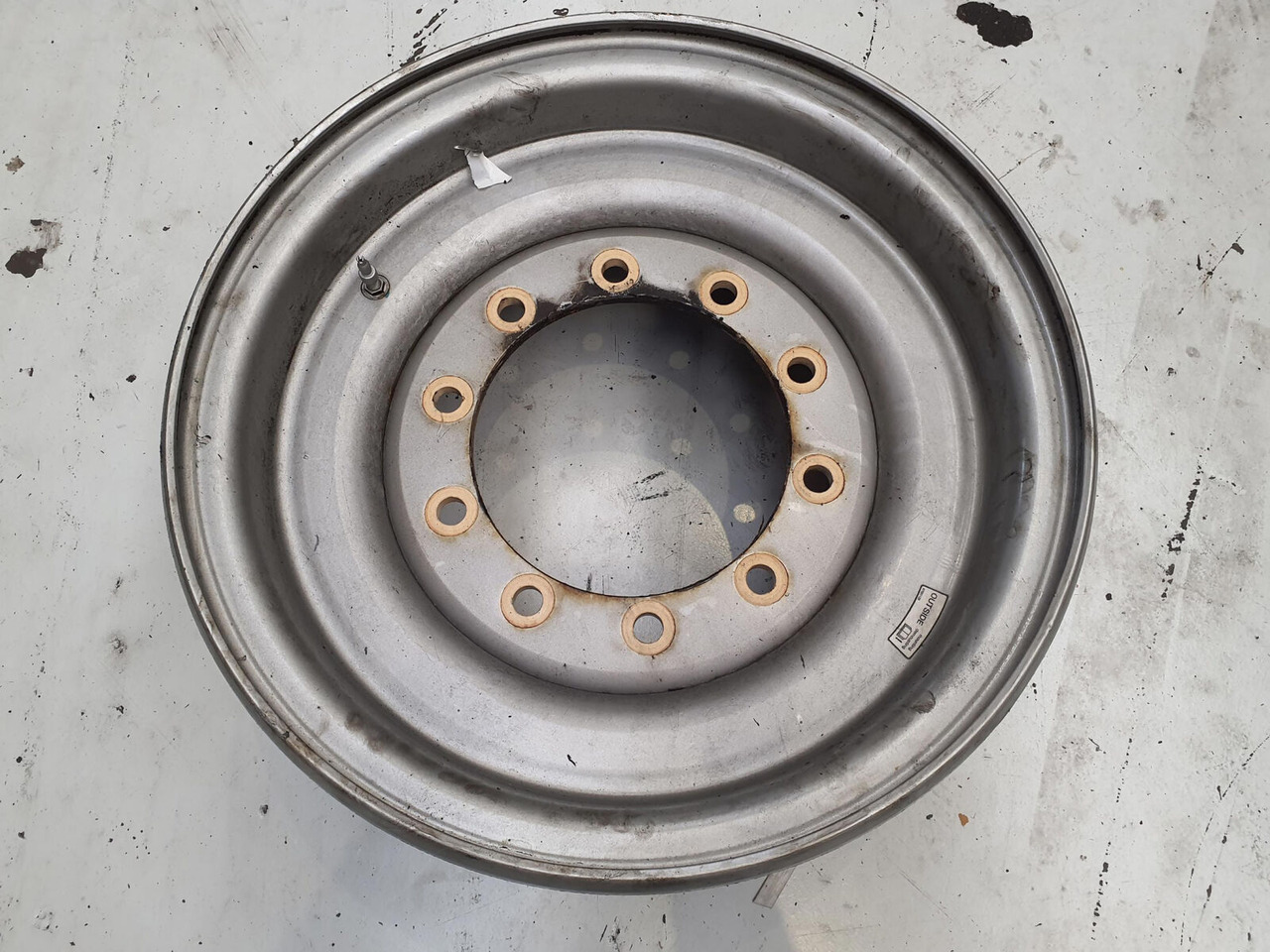 Liebherr Rim 445/95R25 10 12 1p - Fälg för Lyftkran: bild 2 Liebherr Rim 445/95R25 10 12 1p - Fälg för Lyftkran: bild 2