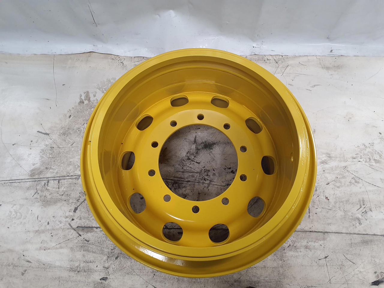 Liebherr Rim 525/80R25 10 21.5 3p - Fälg för Lyftkran: bild 2 Liebherr Rim 525/80R25 10 21.5 3p - Fälg för Lyftkran: bild 2