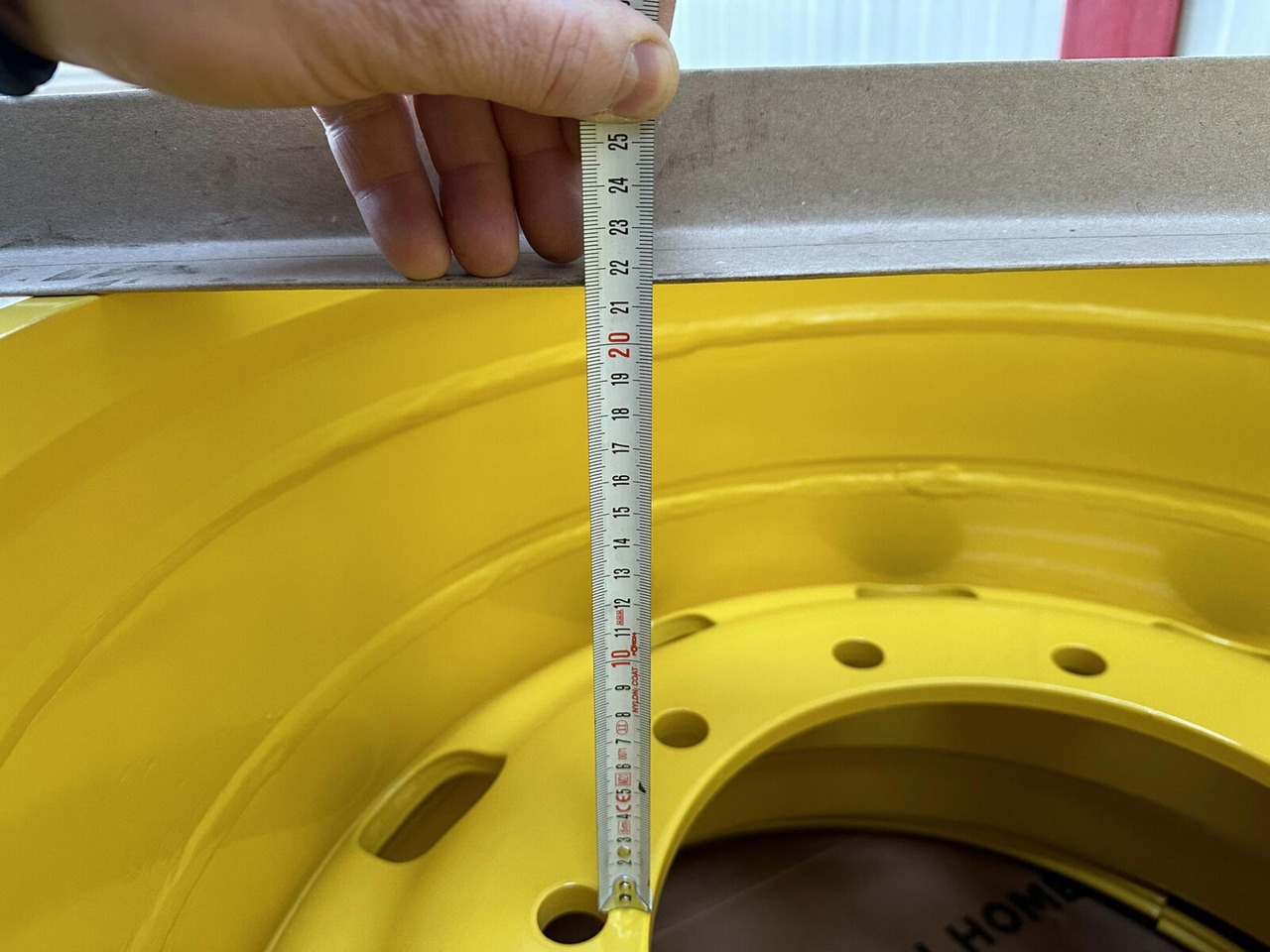 Liebherr Rim 525/80R25 10 21.5 3p - Fälg för Lyftkran: bild 5 Liebherr Rim 525/80R25 10 21.5 3p - Fälg för Lyftkran: bild 5