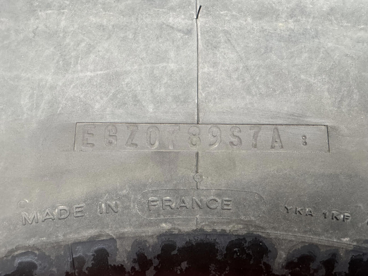 Liebherr Wheel 445/95R25 10 12 1p - Komplett hjul för Lyftkran: bild 4 Liebherr Wheel 445/95R25 10 12 1p - Komplett hjul för Lyftkran: bild 4