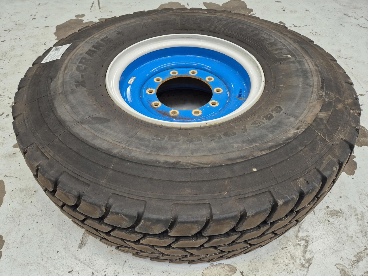 Liebherr Wheel 445/95R25 10 12 1p - Komplett hjul för Lyftkran: bild 1 Liebherr Wheel 445/95R25 10 12 1p - Komplett hjul för Lyftkran: bild 1