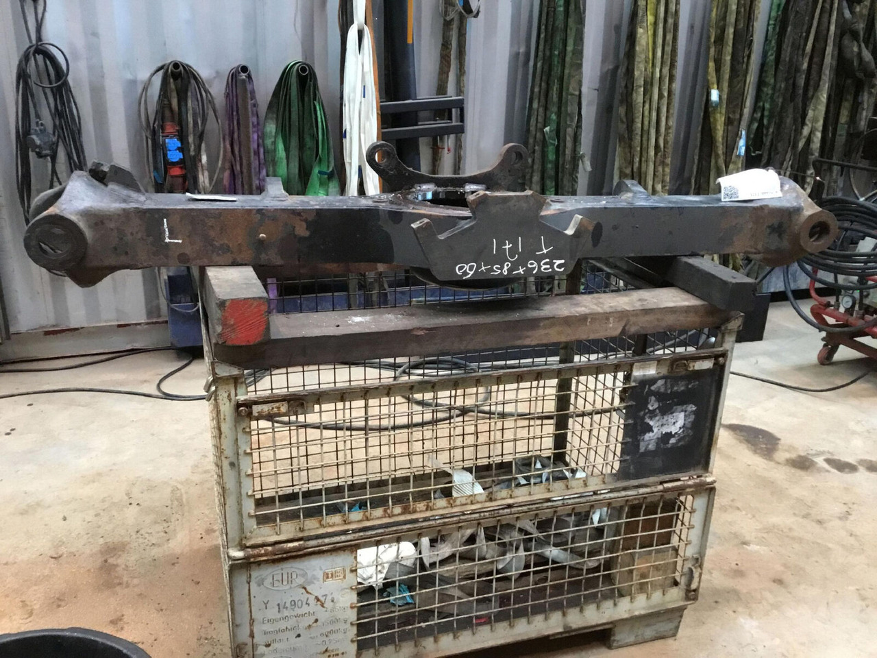 Terex AC 205 axle housing axle 4 - Axel och reservdelar för Mobilkran: bild 1 Terex AC 205 axle housing axle 4 - Axel och reservdelar för Mobilkran: bild 1