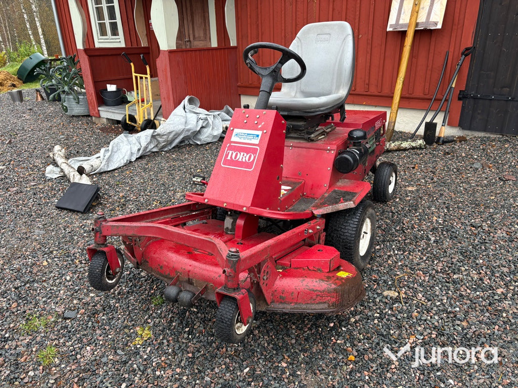 Åkgräsklippare - Toro Proline 120 - Gräsklippare: bild 1 Åkgräsklippare - Toro Proline 120 - Gräsklippare: bild 1