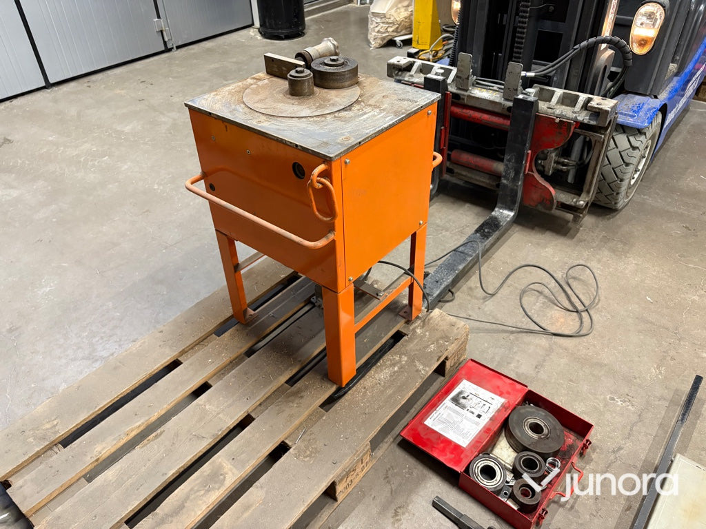 Bockmaskin - DBD-25X - Metallbearbetningsmaskin: bild 5 Bockmaskin - DBD-25X - Metallbearbetningsmaskin: bild 5