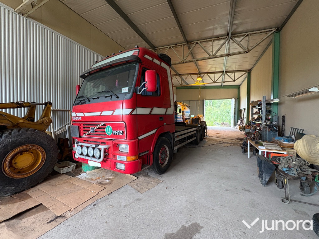 Lastbil - Volvo, FH12 6X2 - Dragbil: bild 1 Lastbil - Volvo, FH12 6X2 - Dragbil: bild 1