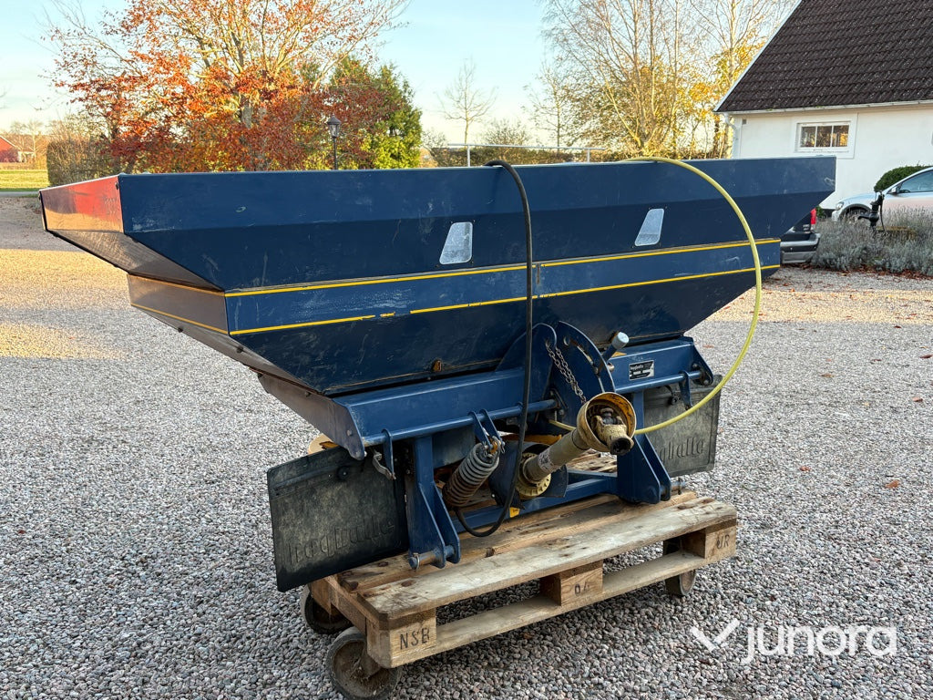 Gödningsspridare – Bogballe, M1 Trend - Mineralgödselspridare: bild 1 Gödningsspridare – Bogballe, M1 Trend - Mineralgödselspridare: bild 1