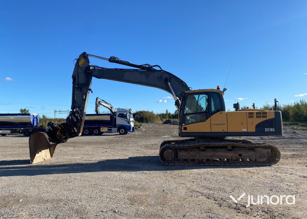 Grävmaskin - Volvo, EC210CL - Bandgrävare: bild 2 Grävmaskin - Volvo, EC210CL - Bandgrävare: bild 2