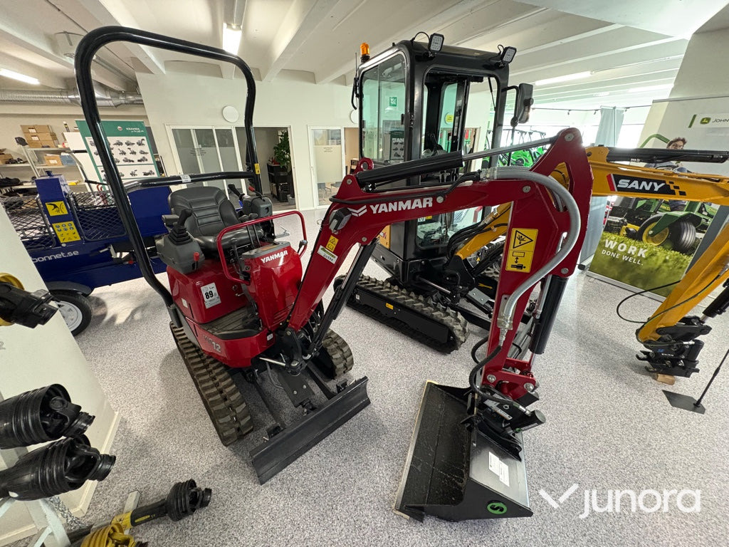 Grävmaskin - Yanmar ViO12 - Minigrävmaskin: bild 1 Grävmaskin - Yanmar ViO12 - Minigrävmaskin: bild 1
