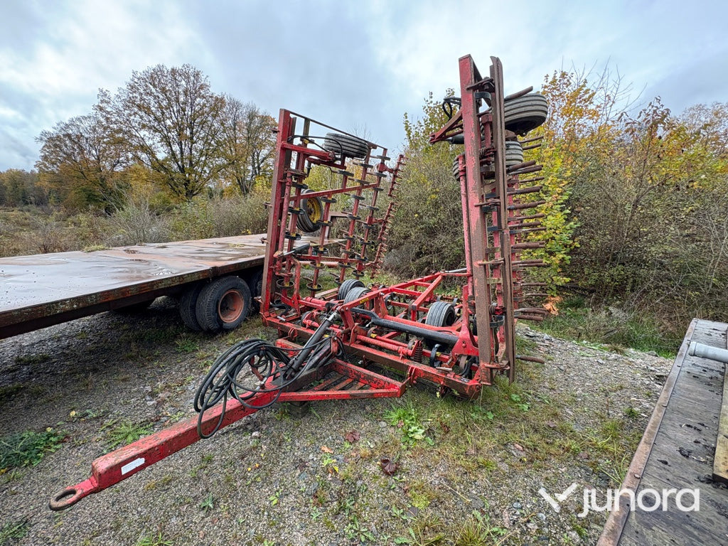 Harv - Väderstad, NZ 8510 - Harv: bild 1 Harv - Väderstad, NZ 8510 - Harv: bild 1