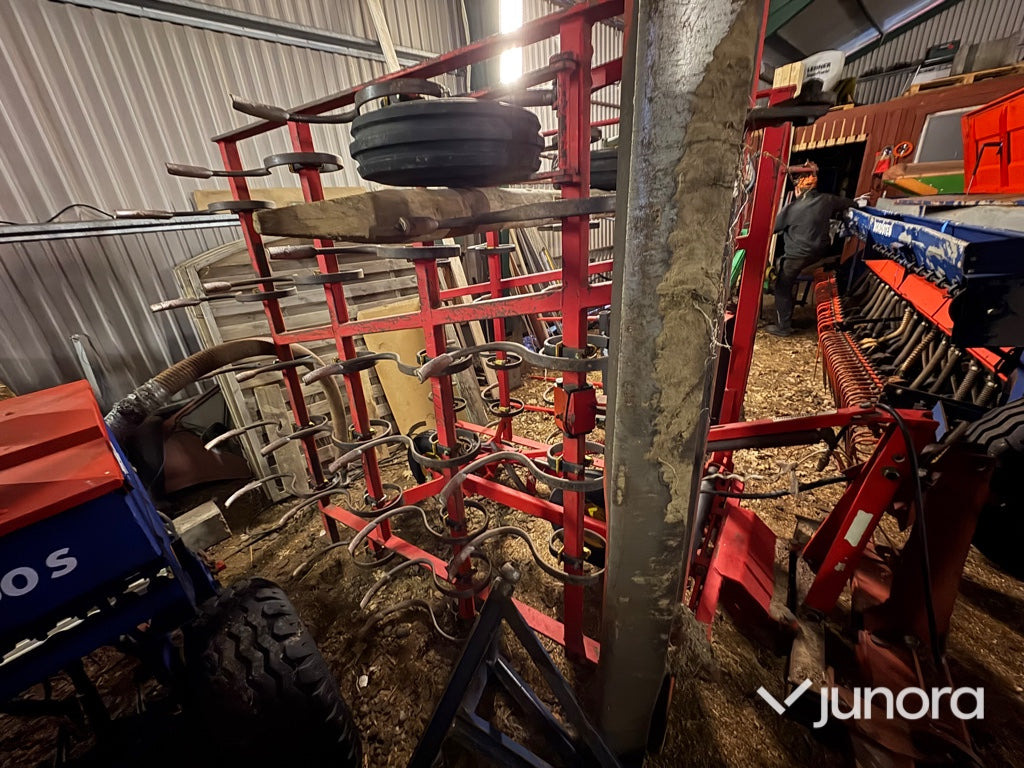 Harv - Väderstad - Kultivator: bild 2 Harv - Väderstad - Kultivator: bild 2