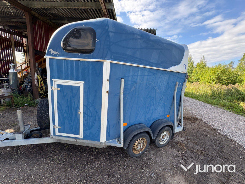 Hästtransport - Cheval Liberté - Hästsläp: bild 5 Hästtransport - Cheval Liberté - Hästsläp: bild 5