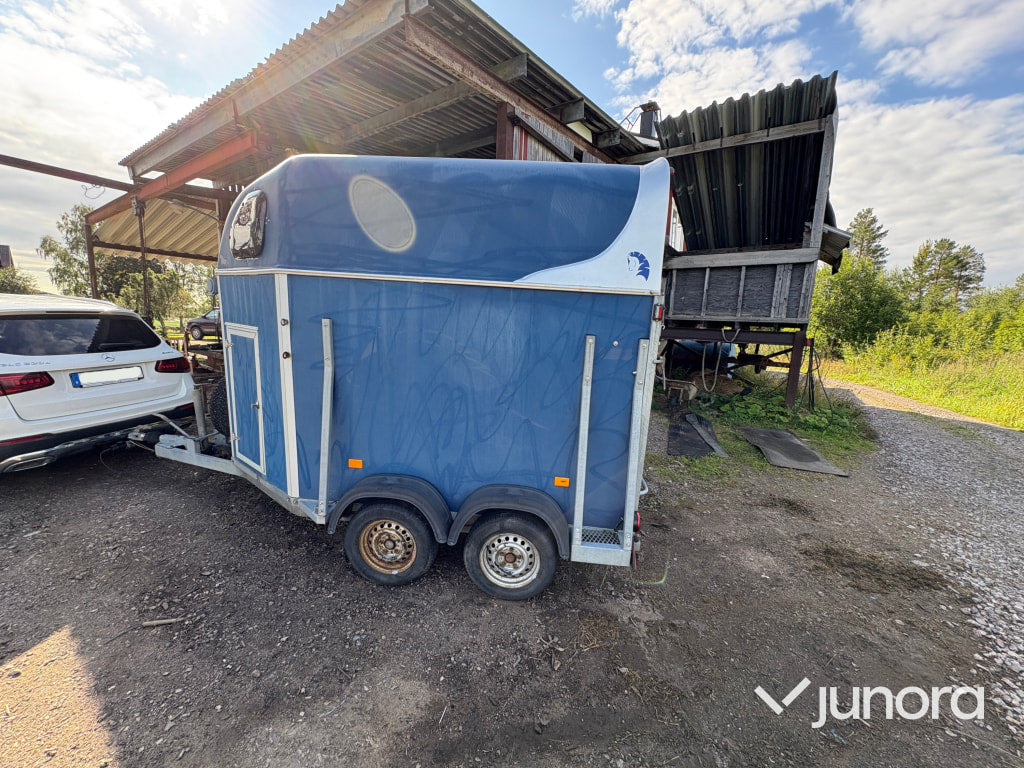 Hästtransport - Cheval Liberté - Hästsläp: bild 1 Hästtransport - Cheval Liberté - Hästsläp: bild 1