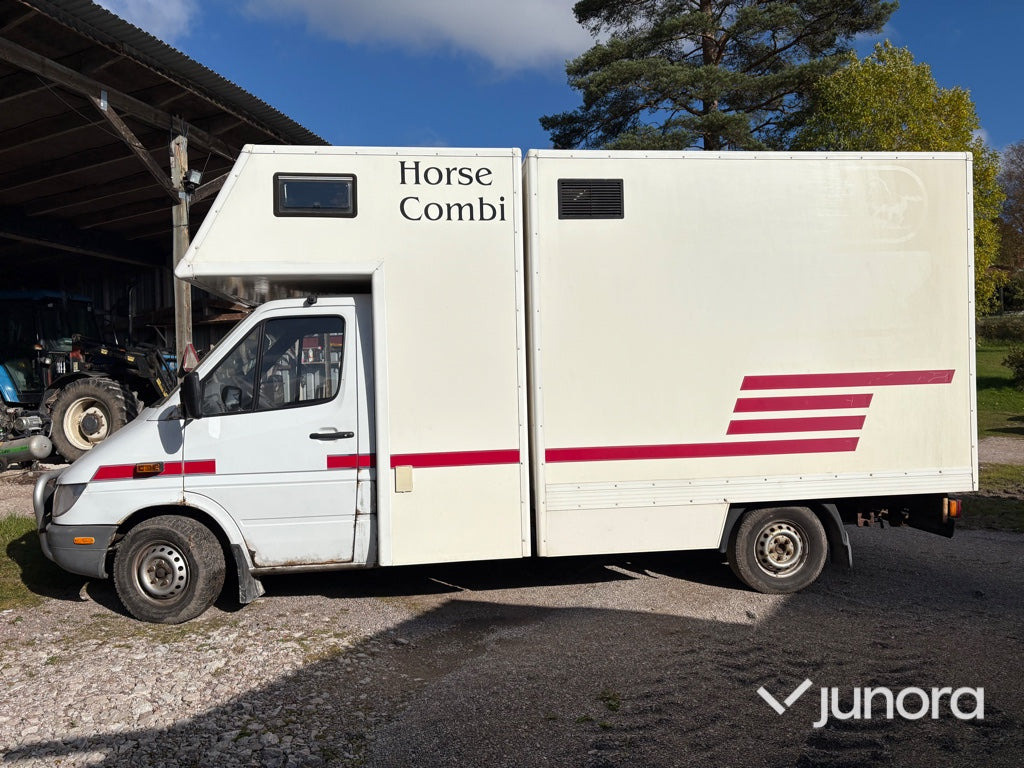 Hästtransport - Mercedes-Benz, 316 CDI - Hästbuss: bild 2 Hästtransport - Mercedes-Benz, 316 CDI - Hästbuss: bild 2