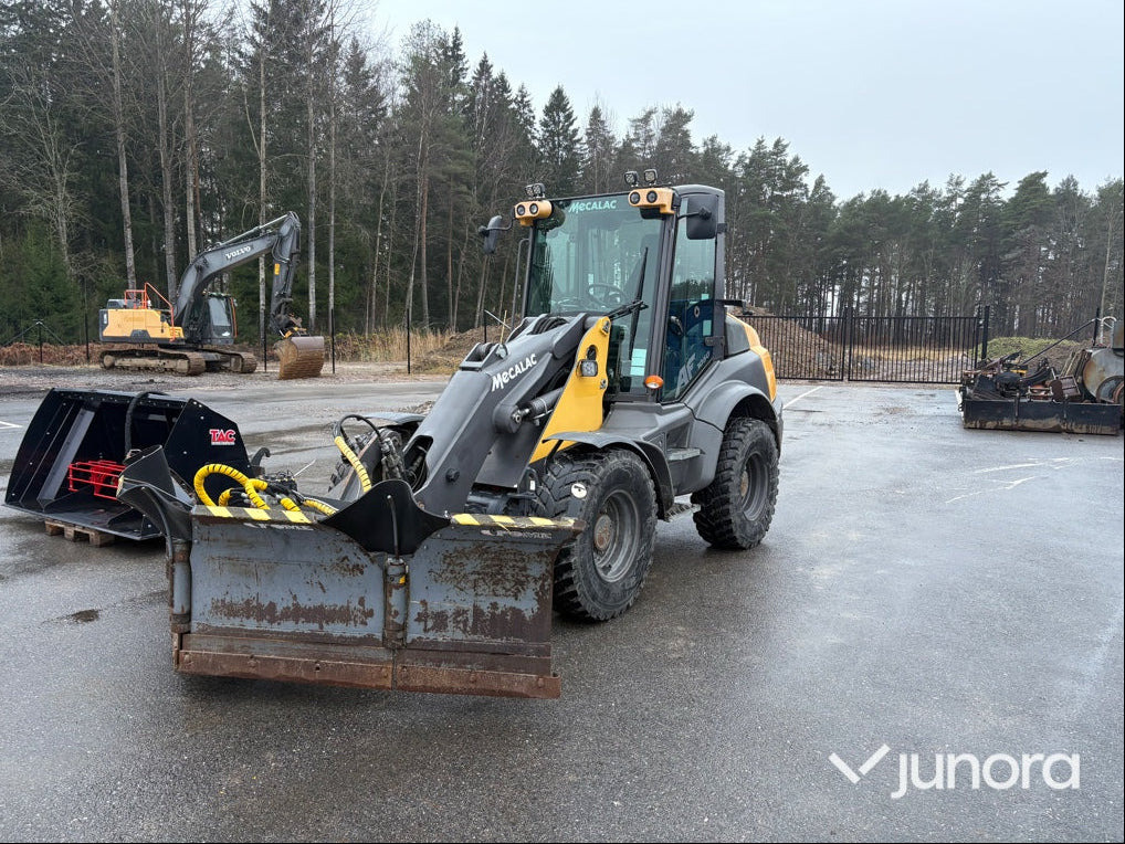 Hjullastare Mecallac AF 1050 med redskap - Hjullastare: bild 1 Hjullastare Mecallac AF 1050 med redskap - Hjullastare: bild 1