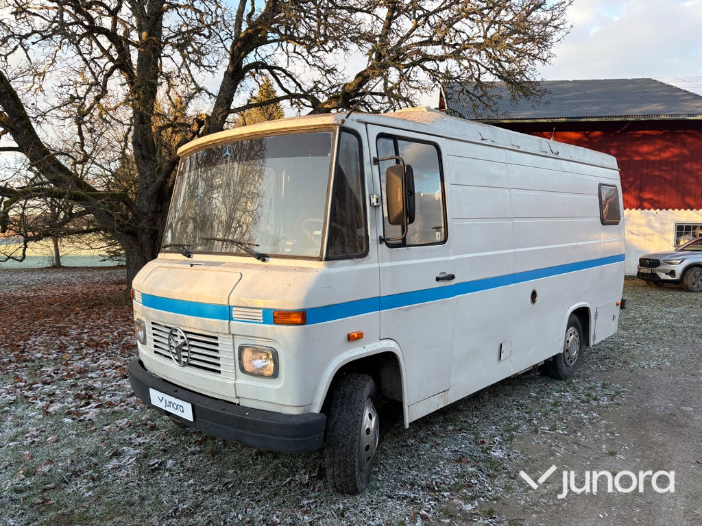 Husbil - Mercedes-Benz L 508D - Campingbil: bild 1 Husbil - Mercedes-Benz L 508D - Campingbil: bild 1