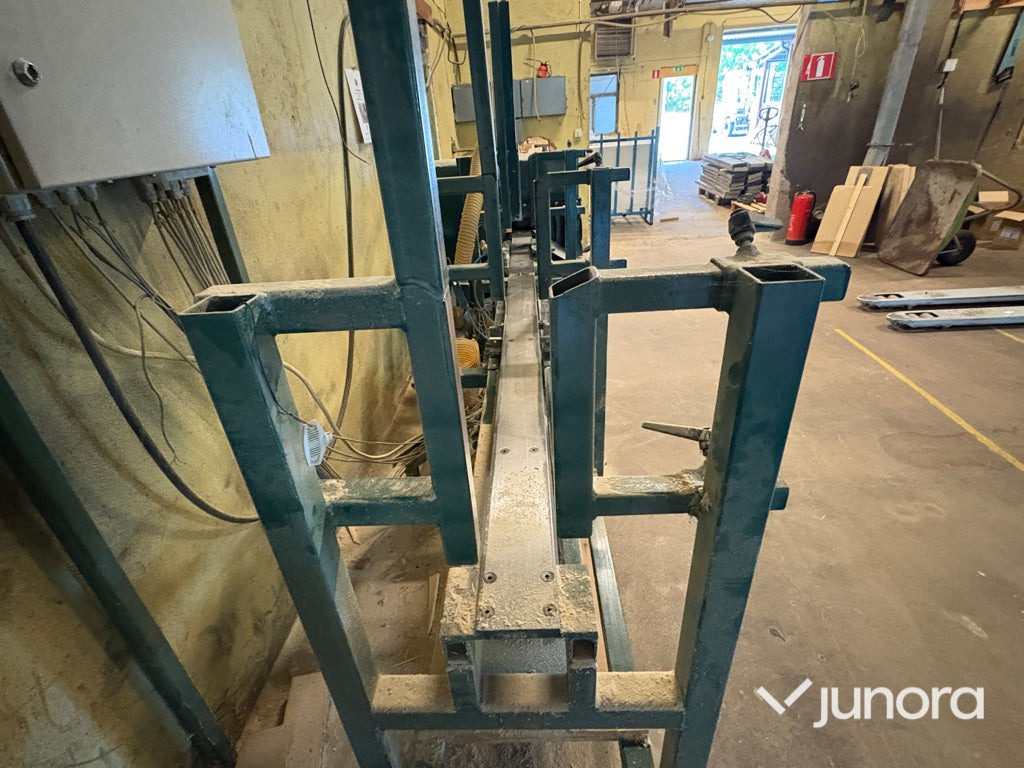 Kloss-kap - Träbearbetningsmaskin: bild 3 Kloss-kap - Träbearbetningsmaskin: bild 3