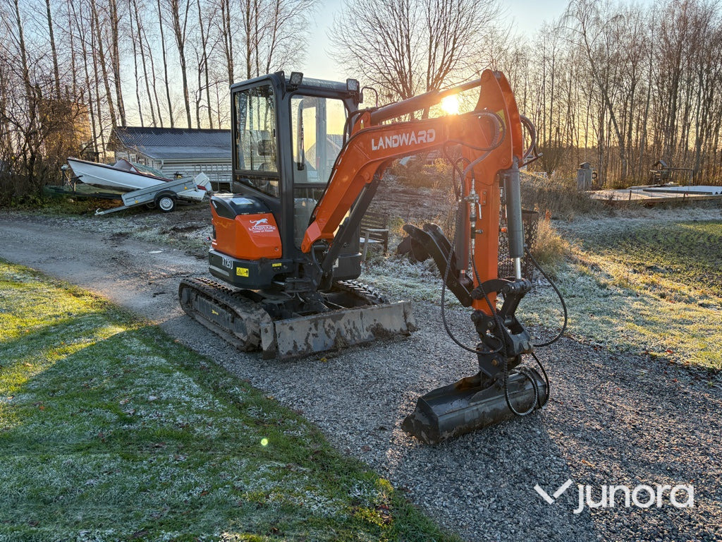 Minigrävare - Landward XT25U - Minigrävmaskin: bild 4 Minigrävare - Landward XT25U - Minigrävmaskin: bild 4